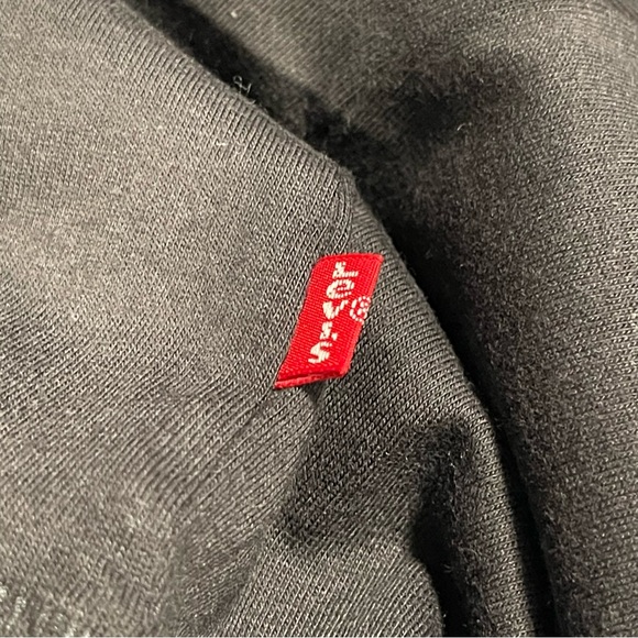 Levi's. Men's Short Sleeve Crew Neck Graphic Logo T-Shirt Black Cotton - Picture 7 of 8